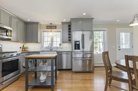 10 Standish Neck Road Gorham ME 04038