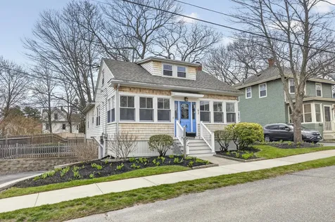 62 Elsmere Avenue South Portland ME 04106