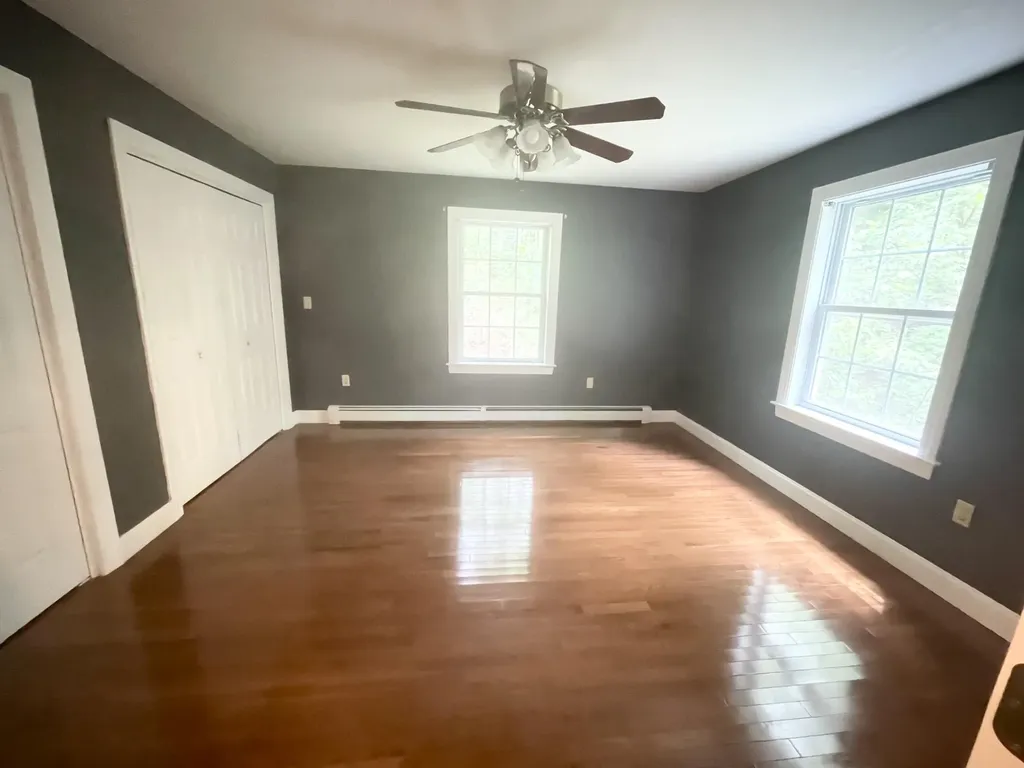6 Eisenhower Court Naples ME 04055