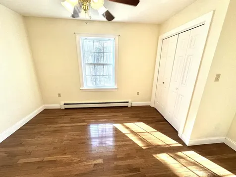 6 Eisenhower Court Naples ME 04055