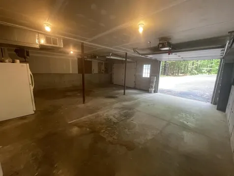 6 Eisenhower Court Naples ME 04055