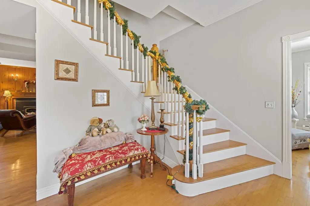 63 Fenton Way Bangor ME 04401
