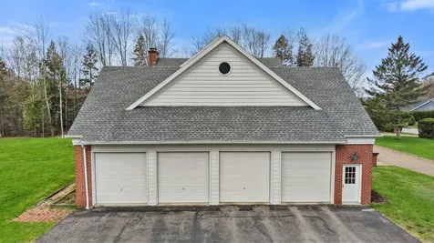 63 Fenton Way Bangor ME 04401