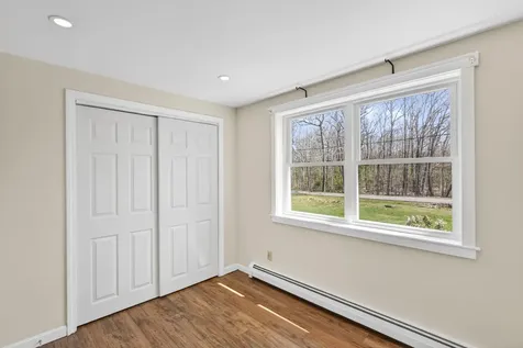 29 Oak Run Owls Head ME 04854