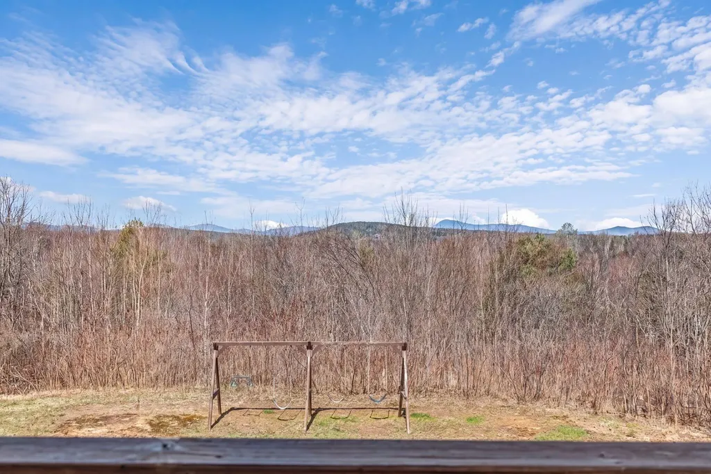 28 Davis Road Vienna ME 04360