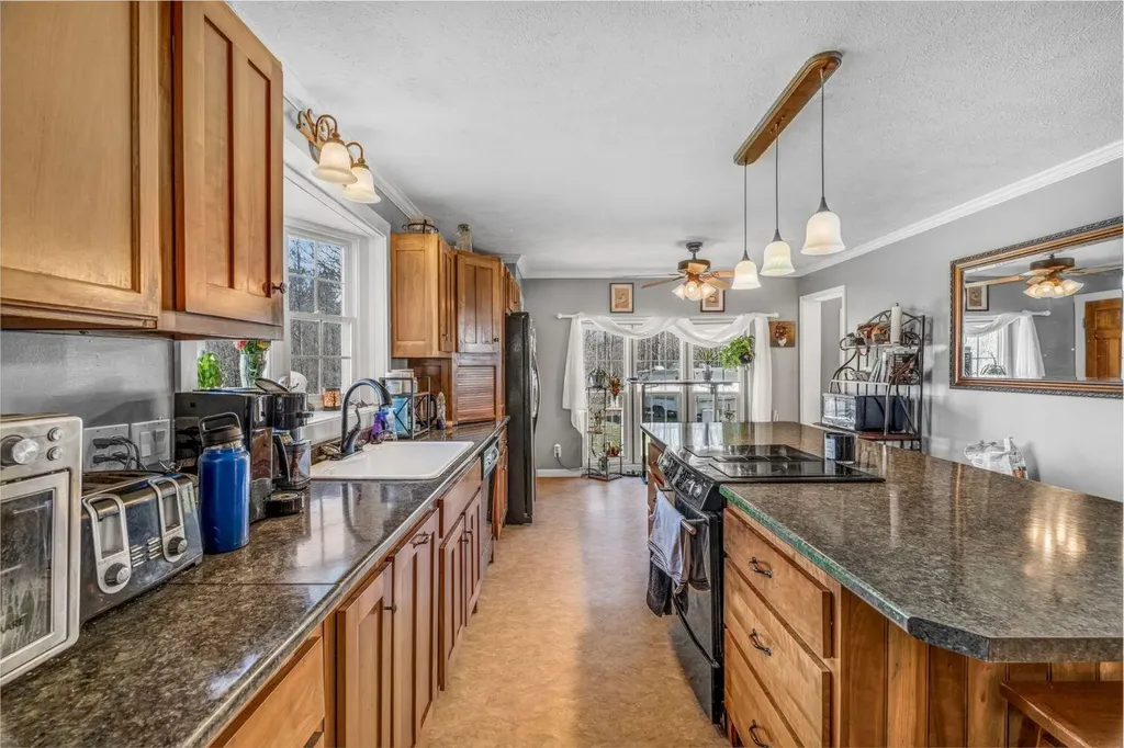 28 Davis Road Vienna ME 04360