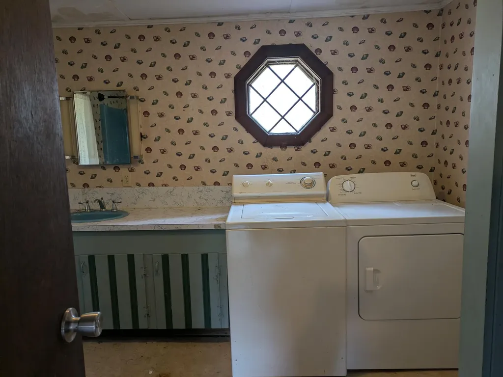 461 Ossipee Trail Porter ME 04068