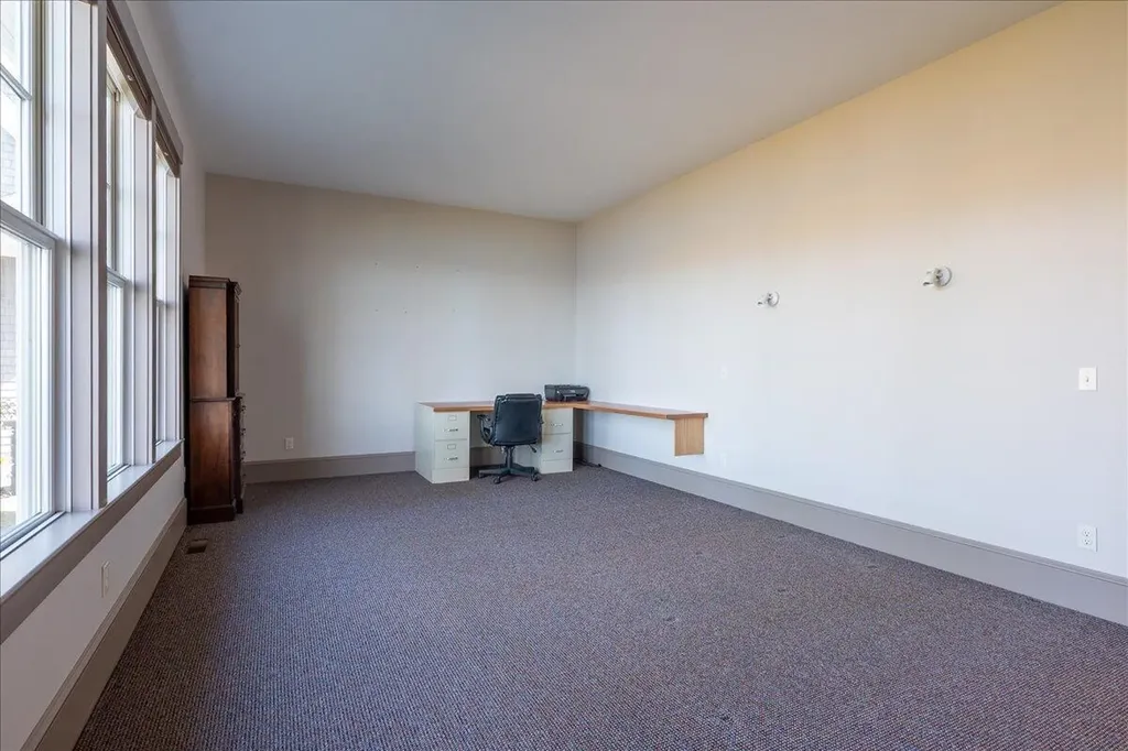 16 Glidden Ledge Road South Bristol ME 04568