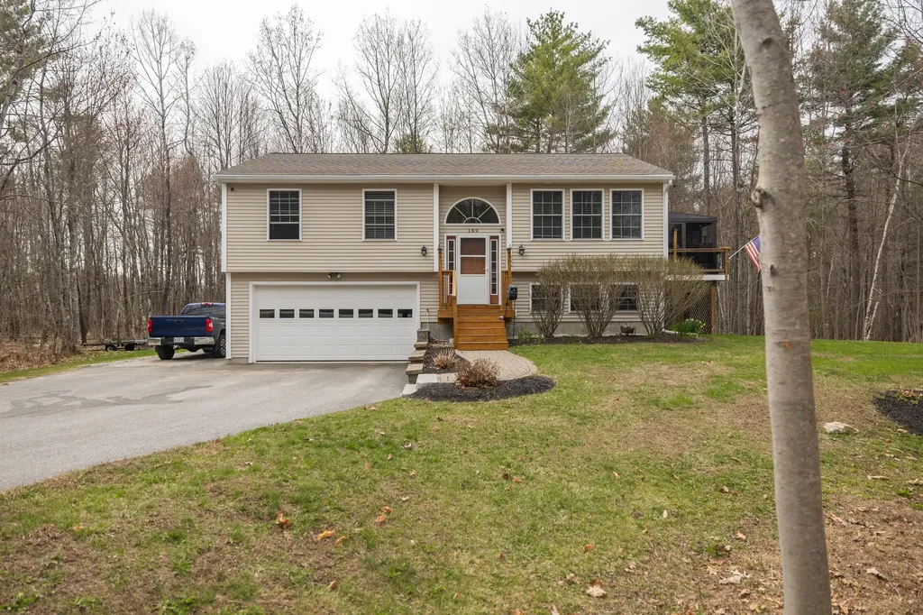 189 Autumn Drive Poland ME 04274