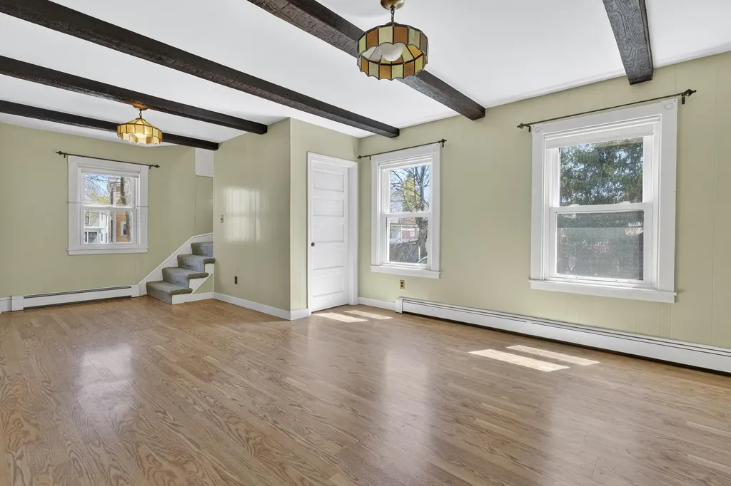 192 Harriet Street South Portland ME 04106