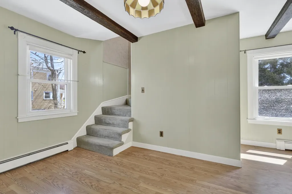 192 Harriet Street South Portland ME 04106