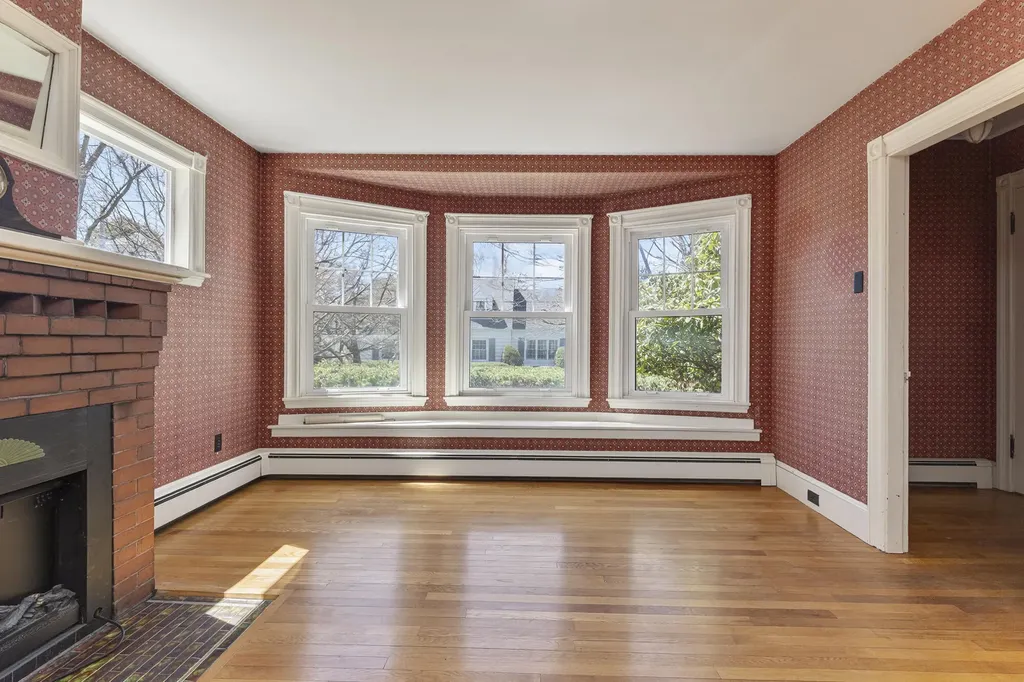 192 Harriet Street South Portland ME 04106