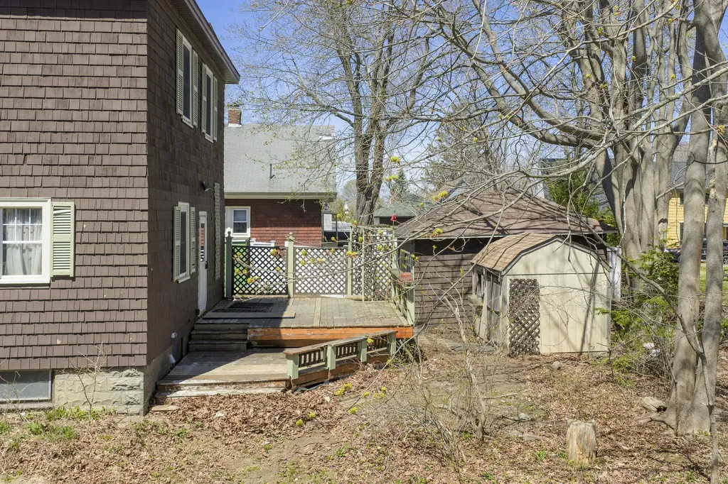 192 Harriet Street South Portland ME 04106