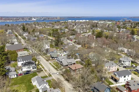 192 Harriet Street South Portland ME 04106