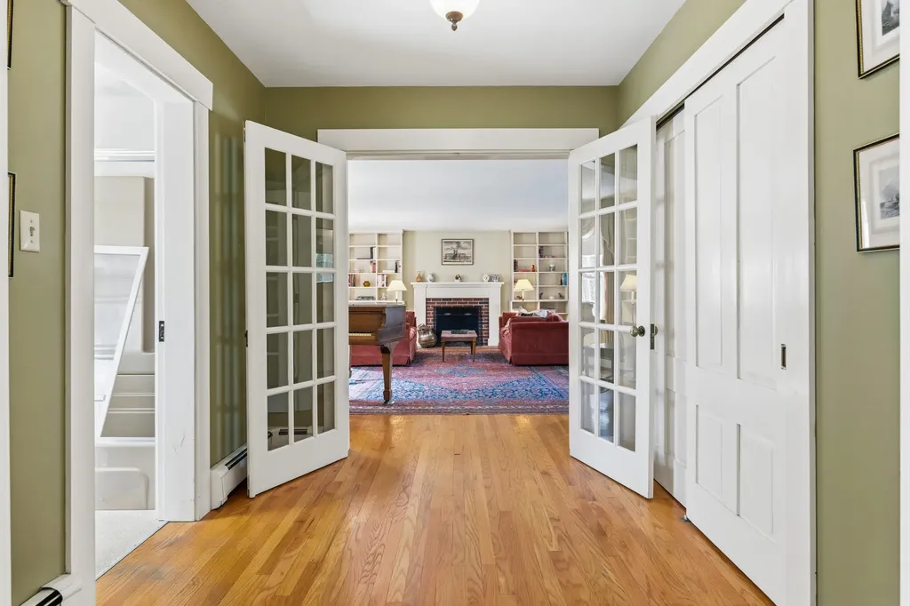 567 Main Street Sanford ME 04083