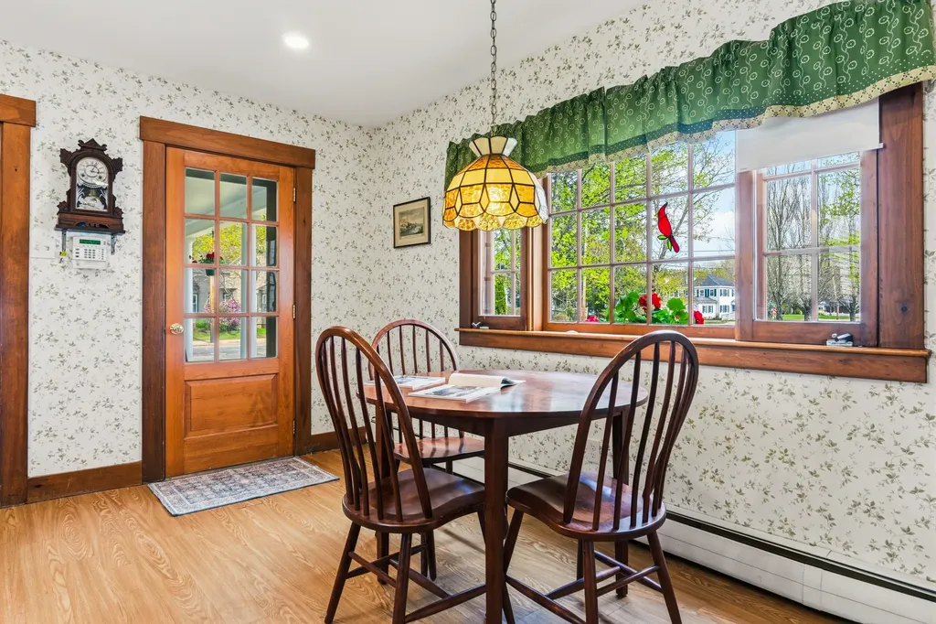 567 Main Street Sanford ME 04083