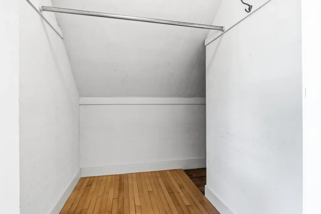 567 Main Street Sanford ME 04083