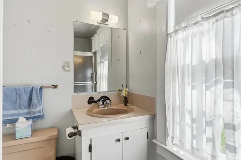 567 Main Street Sanford ME 04083