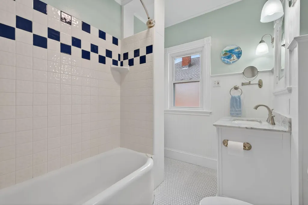 106 Dartmouth Street Portland ME 04103
