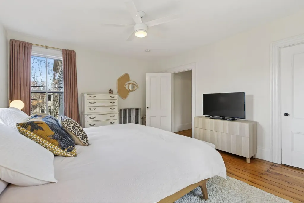 494 Cumberland Avenue Portland ME 04101