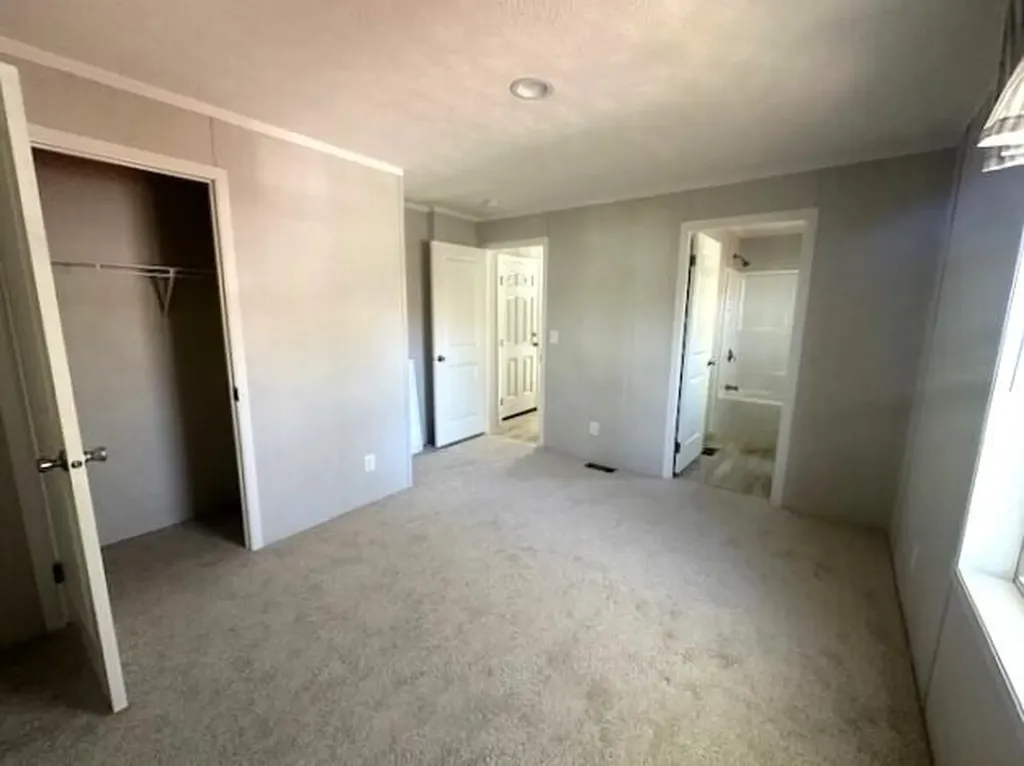 10 Burrill Street Waterville ME 04901