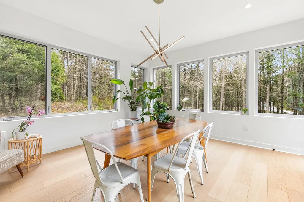 34 Cranbrook Drive Cape Elizabeth ME 04107