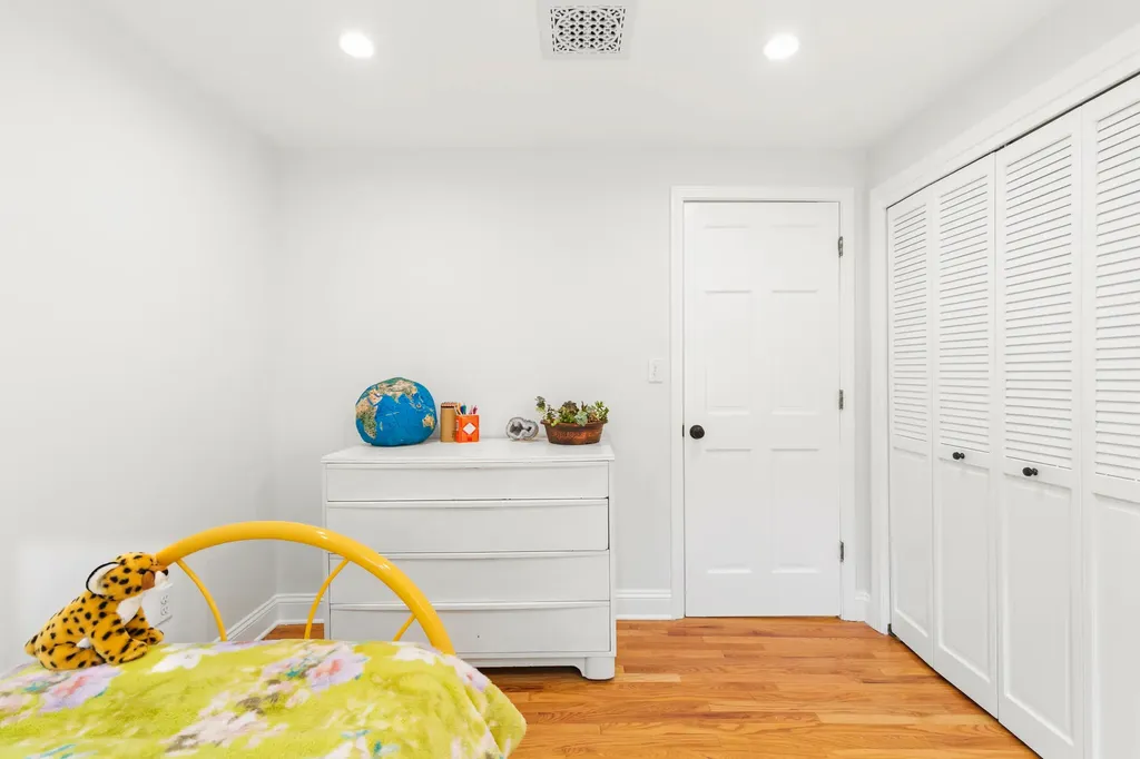 34 Cranbrook Drive Cape Elizabeth ME 04107