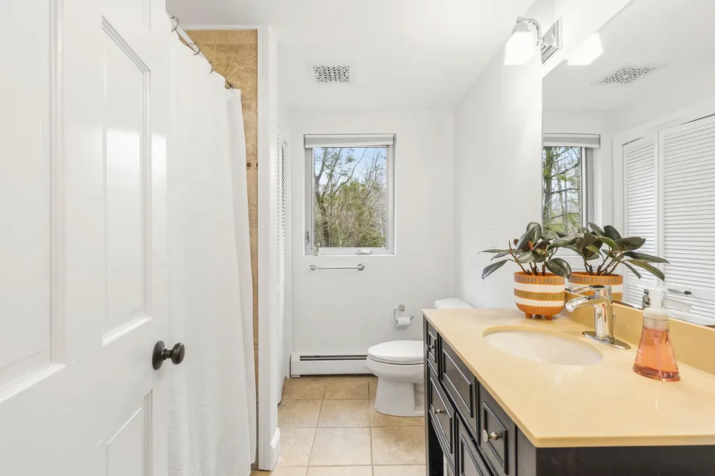 34 Cranbrook Drive Cape Elizabeth ME 04107