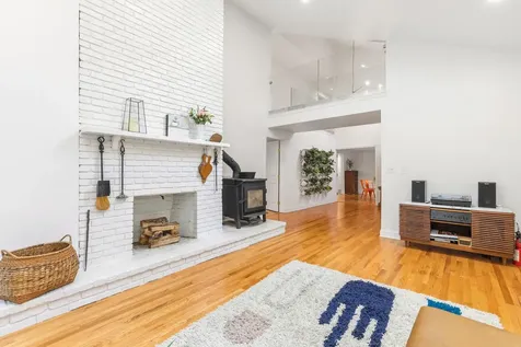 34 Cranbrook Drive Cape Elizabeth ME 04107