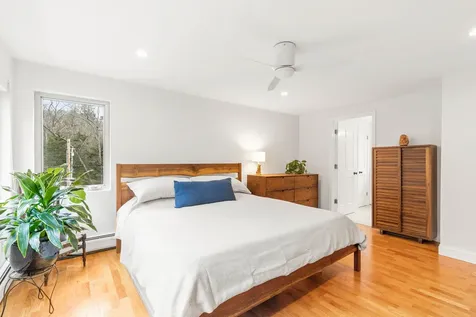 34 Cranbrook Drive Cape Elizabeth ME 04107