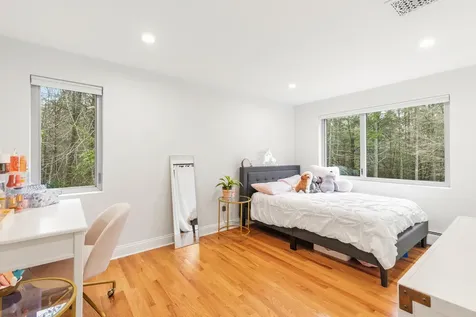 34 Cranbrook Drive Cape Elizabeth ME 04107
