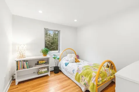 34 Cranbrook Drive Cape Elizabeth ME 04107