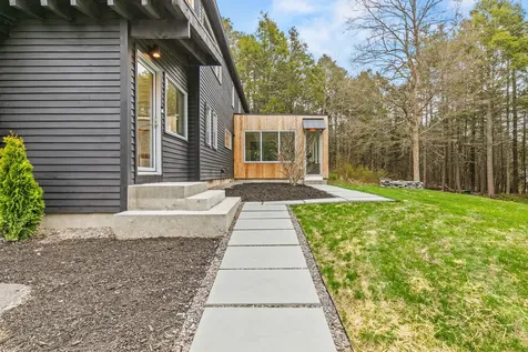 34 Cranbrook Drive Cape Elizabeth ME 04107