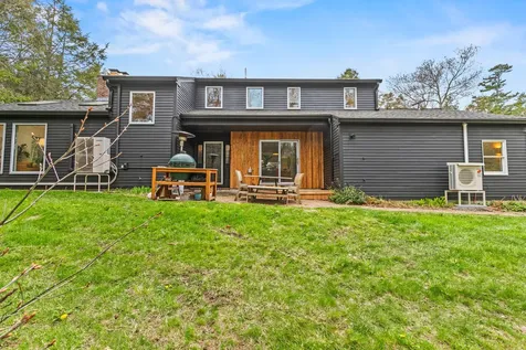 34 Cranbrook Drive Cape Elizabeth ME 04107