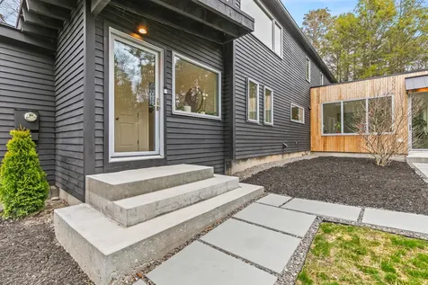34 Cranbrook Drive Cape Elizabeth ME 04107