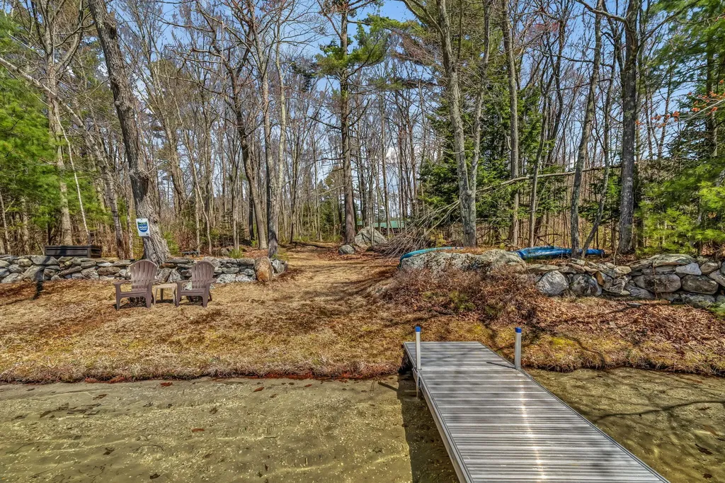 21 Jones Drive Hartford ME 04220