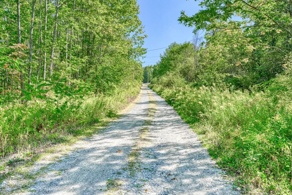 000 E Ridge Road Cornville ME 04976