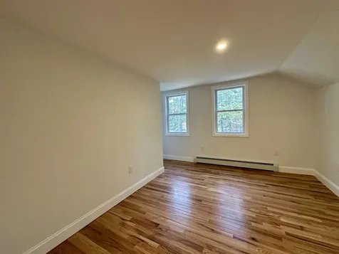 11 Deer Run Augusta ME 04330