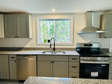 11 Deer Run Augusta ME 04330