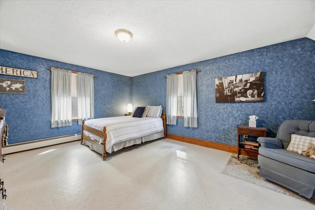 15 Wildwood Drive Sanford ME 04083