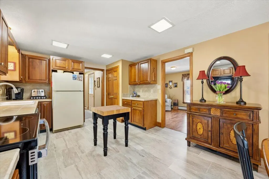 15 Wildwood Drive Sanford ME 04083