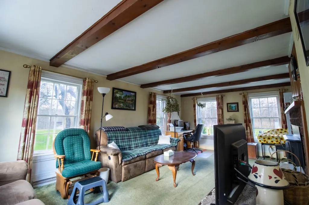 431 Newburgh Road Hermon ME 04401