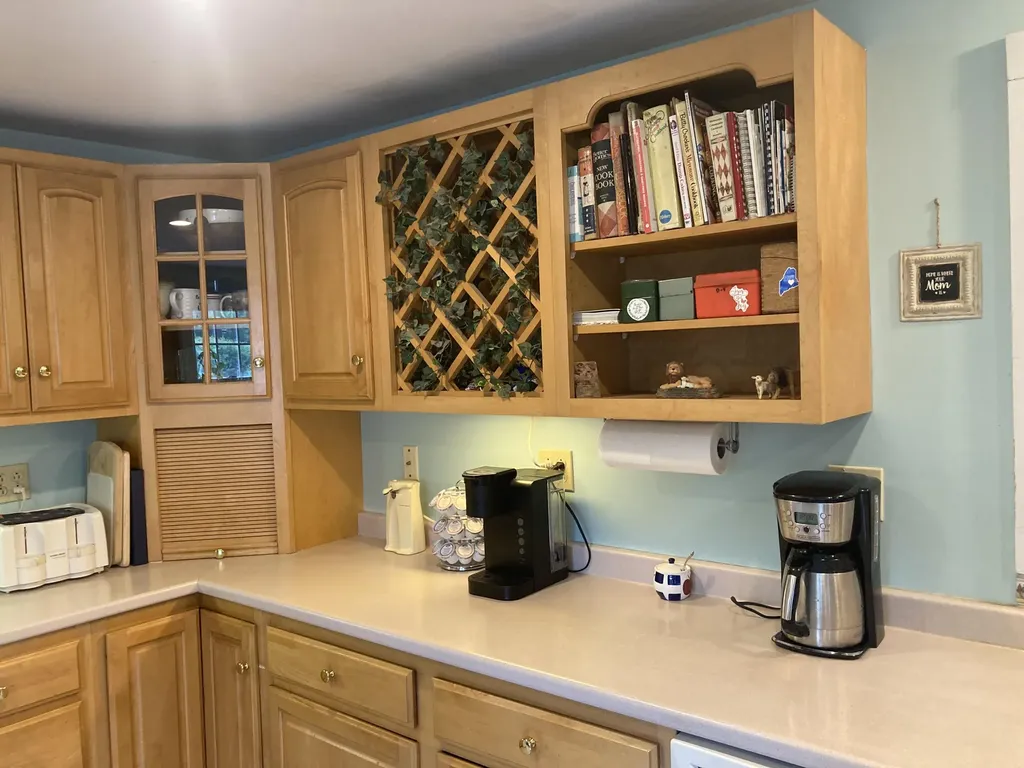 431 Newburgh Road Hermon ME 04401