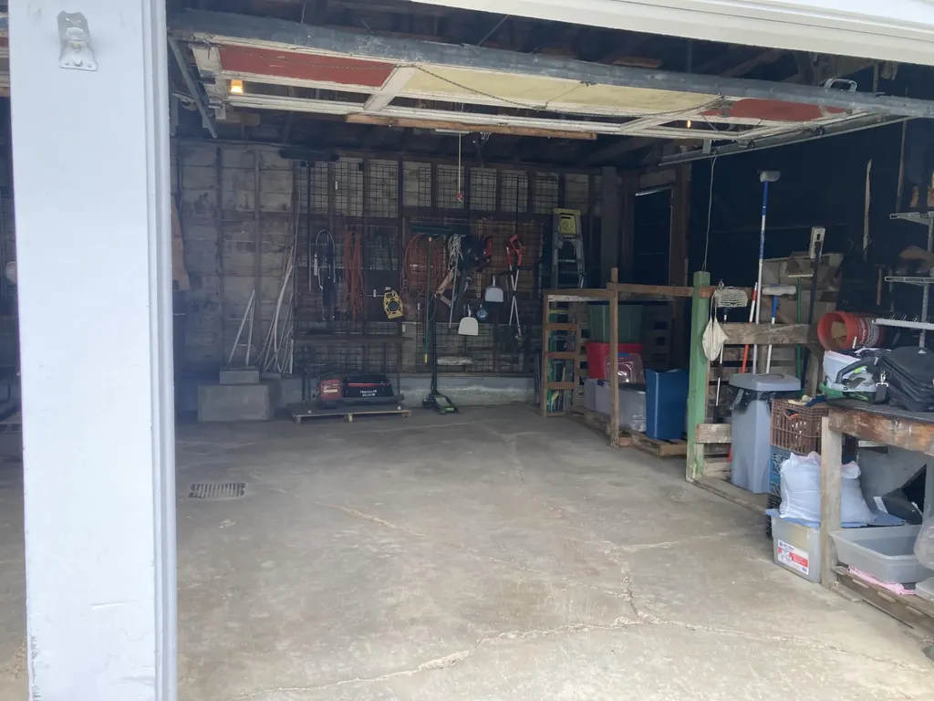 431 Newburgh Road Hermon ME 04401