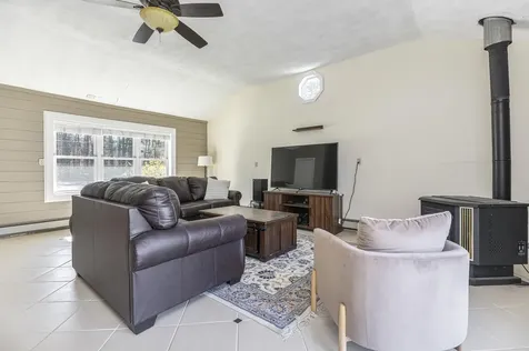 411 Shaker Road Gray ME 04039
