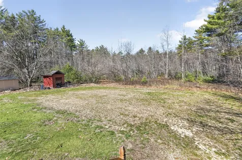 411 Shaker Road Gray ME 04039