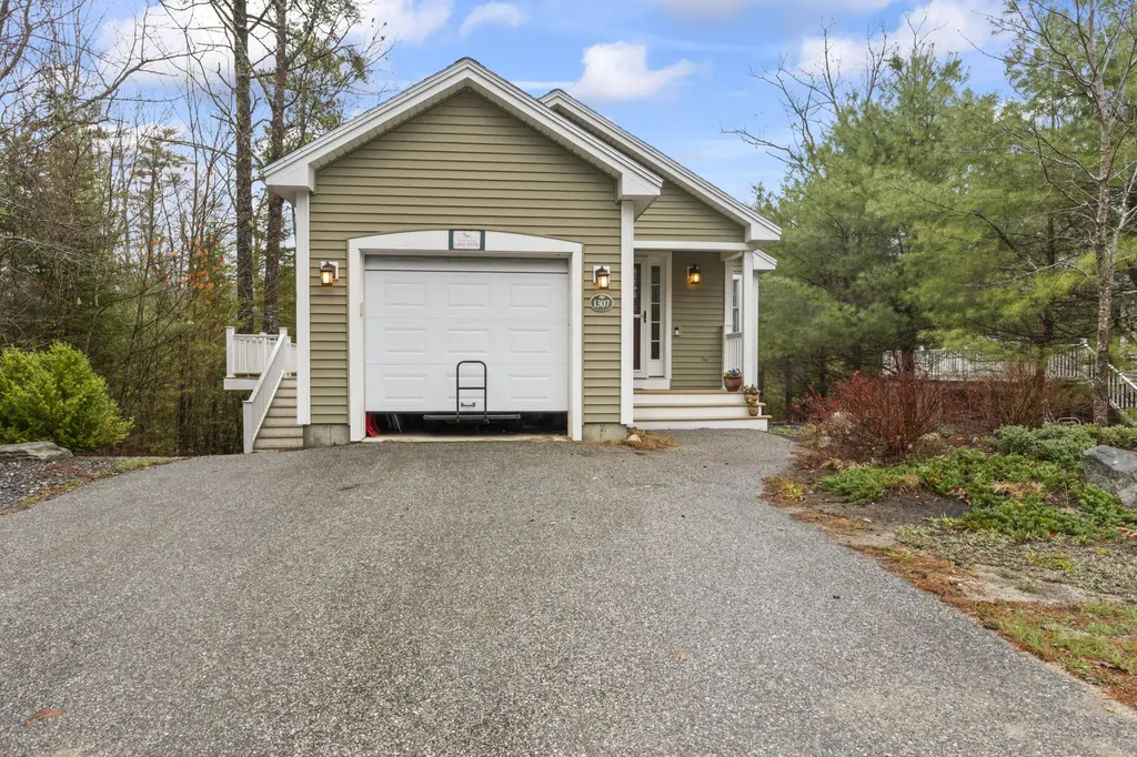 1307 Deer Run Casco ME 04015