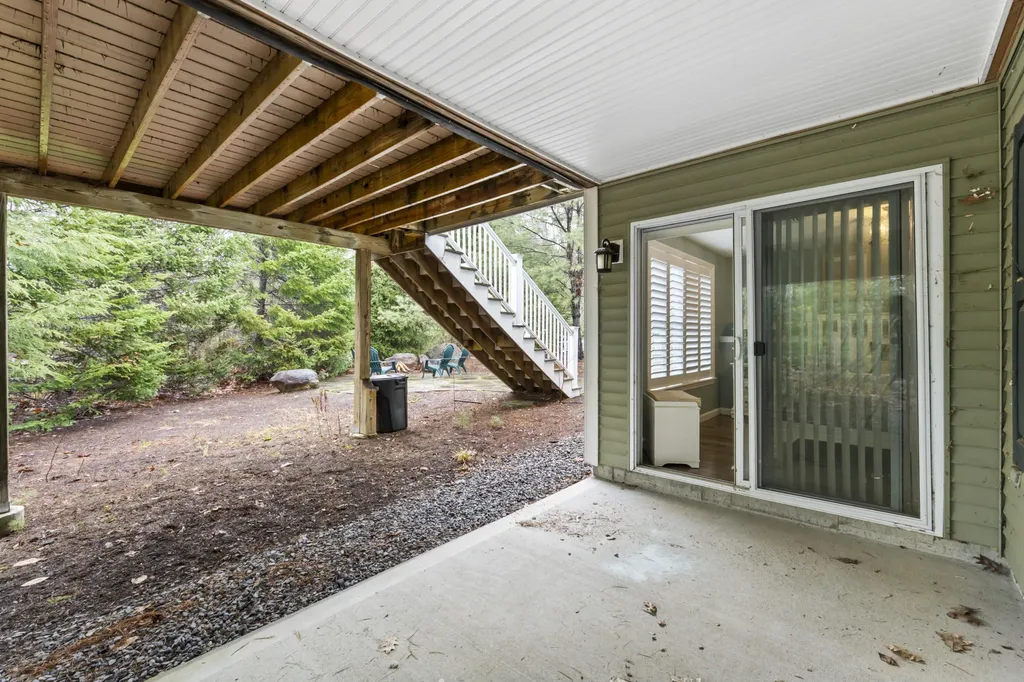 1307 Deer Run Casco ME 04015