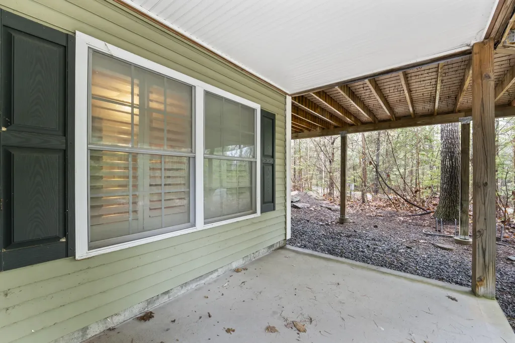 1307 Deer Run Casco ME 04015