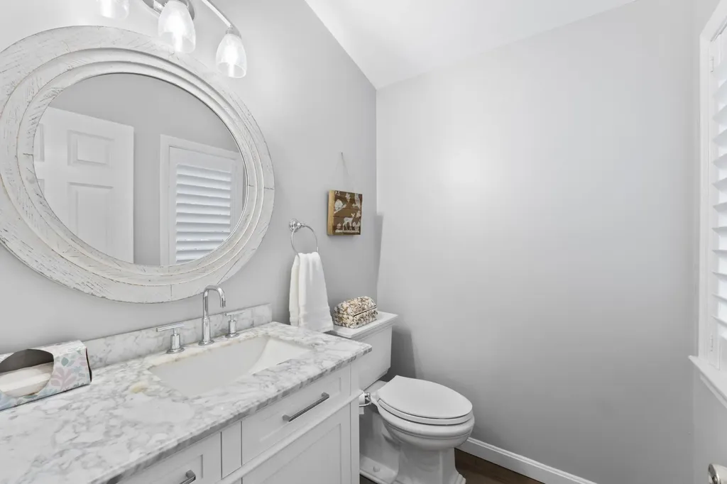 1307 Deer Run Casco ME 04015